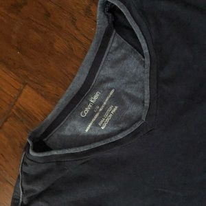Men’s Calvin Klein v neck T-shirt